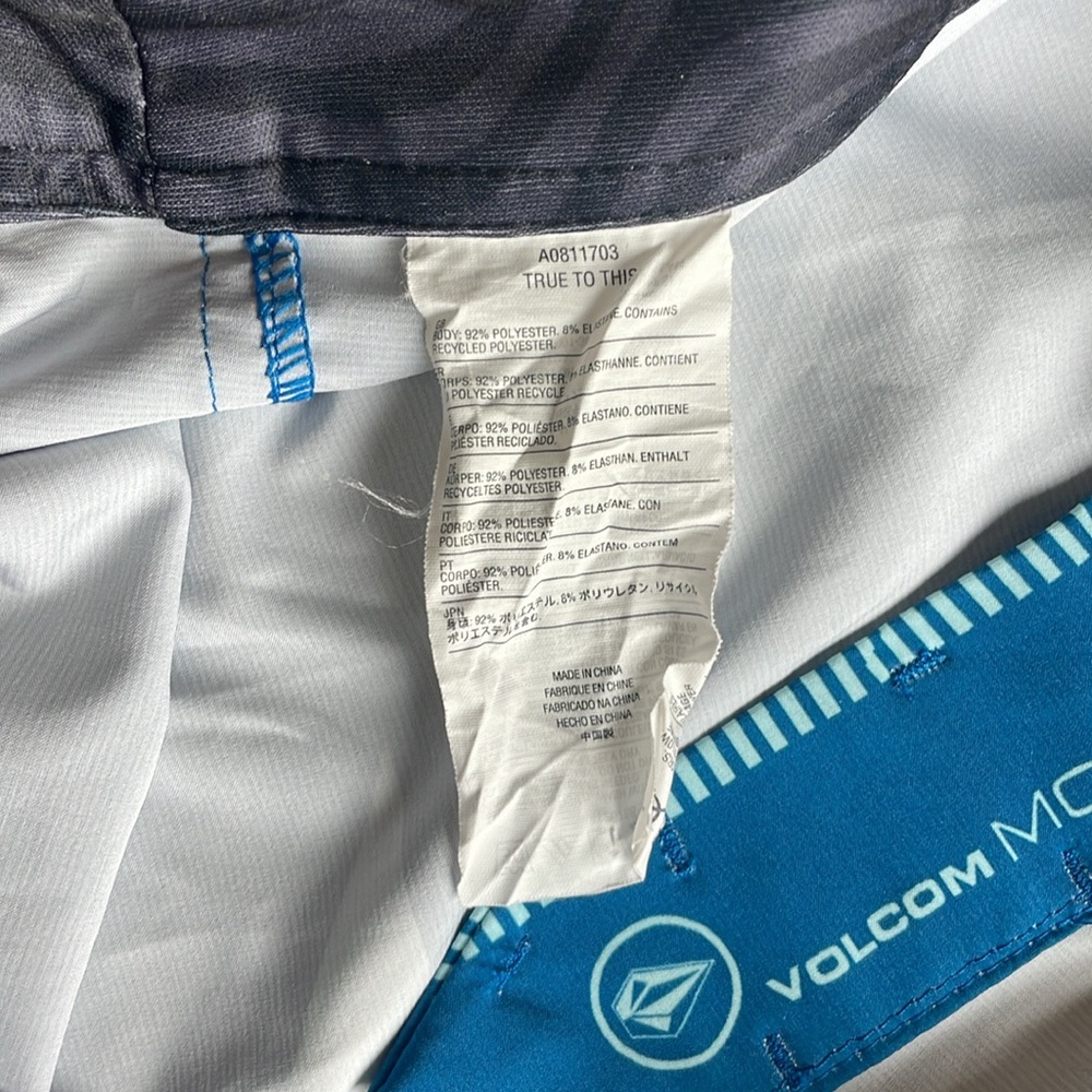 Volcom Mod Tech Nwot Men’s Board Shorts Size 32 - image 8